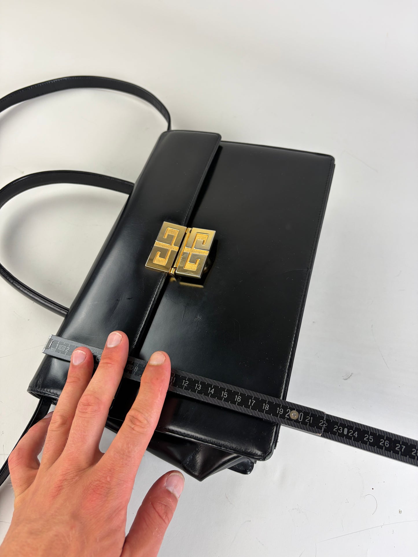 Vintage Givenchy G Logo Smooth Leather Bag Black Gold