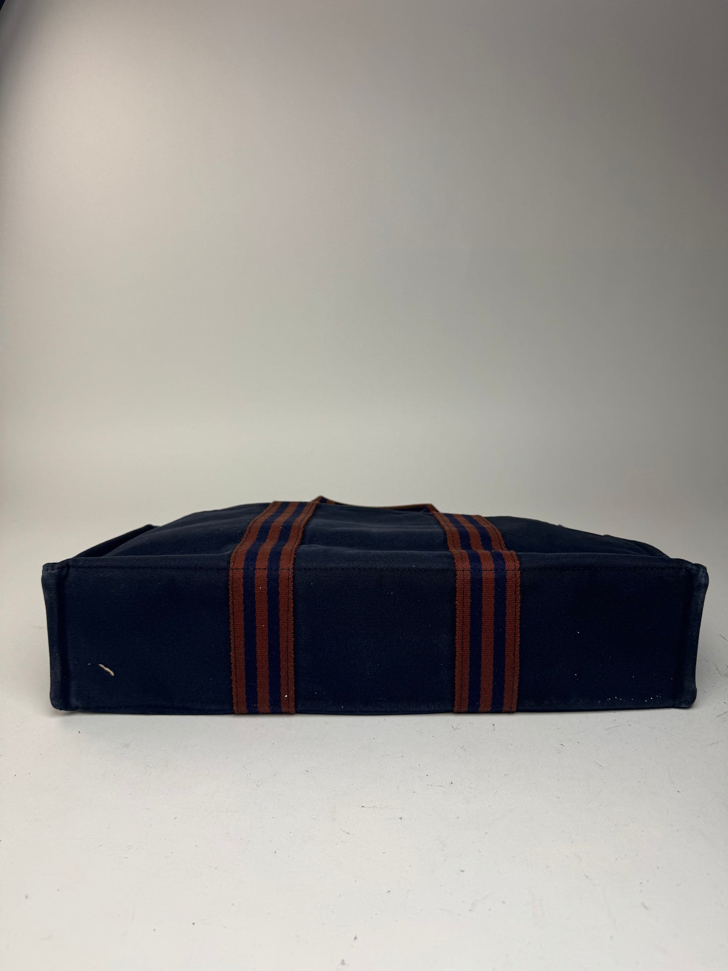 Sac cabas vintage Hermès en toile bleu marine rouge