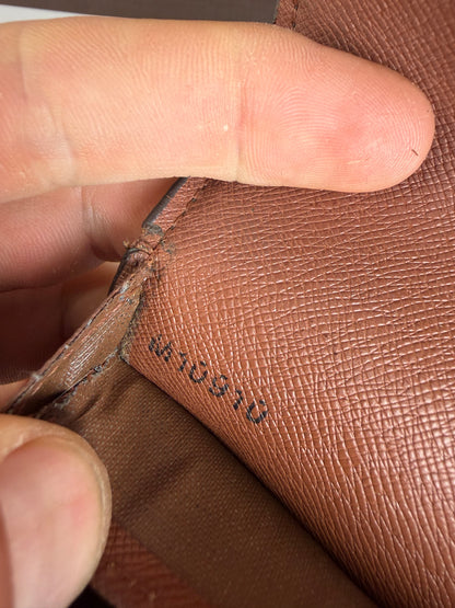 Vintage Louis Vuitton Monogram Canvas Sarah Wallet 2010 Brown