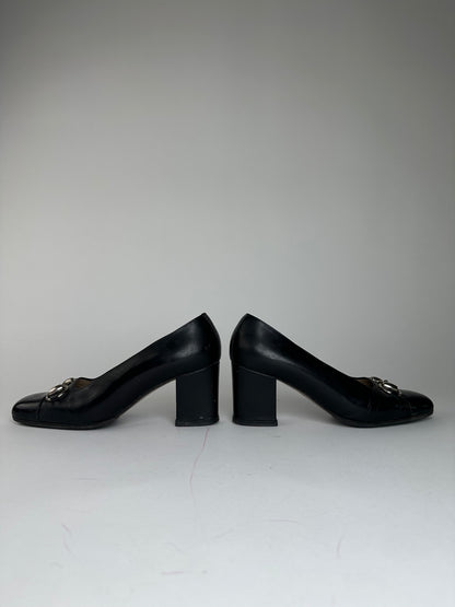 Vintage Gucci Patent Leather Horsebit Pumps EU35,5