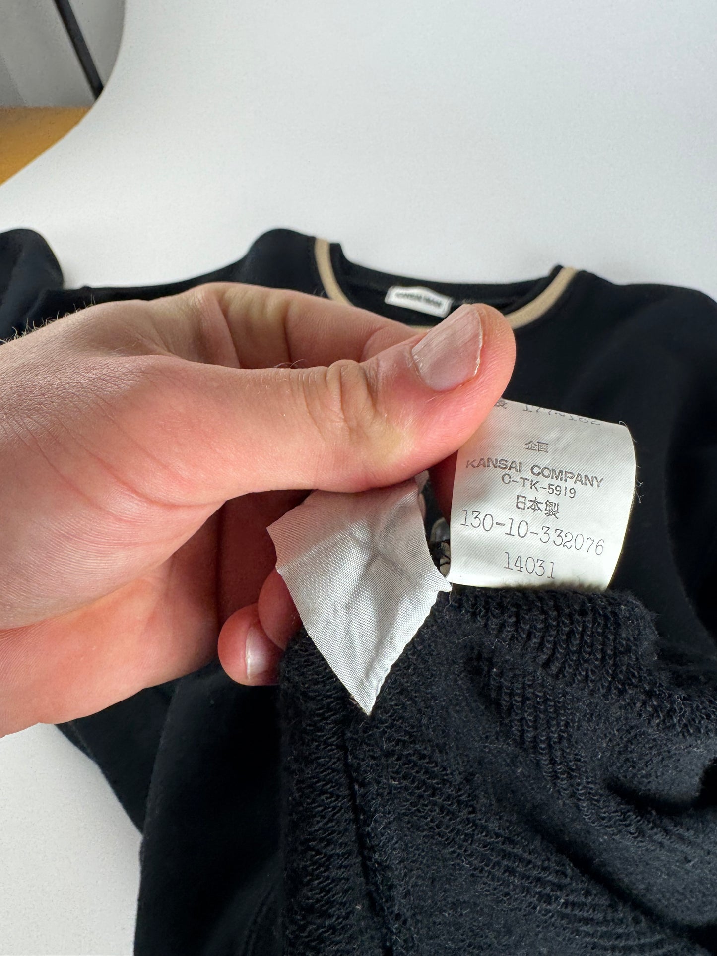 Vintage Kansai Yamamoto Crewneck Men’s Sweater Black Golden M/L