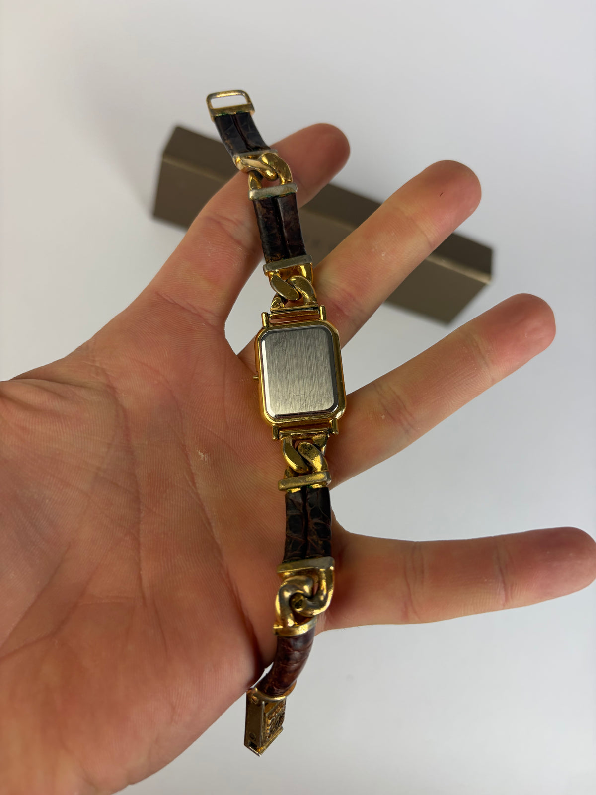 Vintage Loewe Gold-Tone Quartz Watch Brown Leather Late 1990s