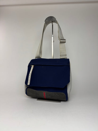 Sac de sport Prada vintage en néoprène