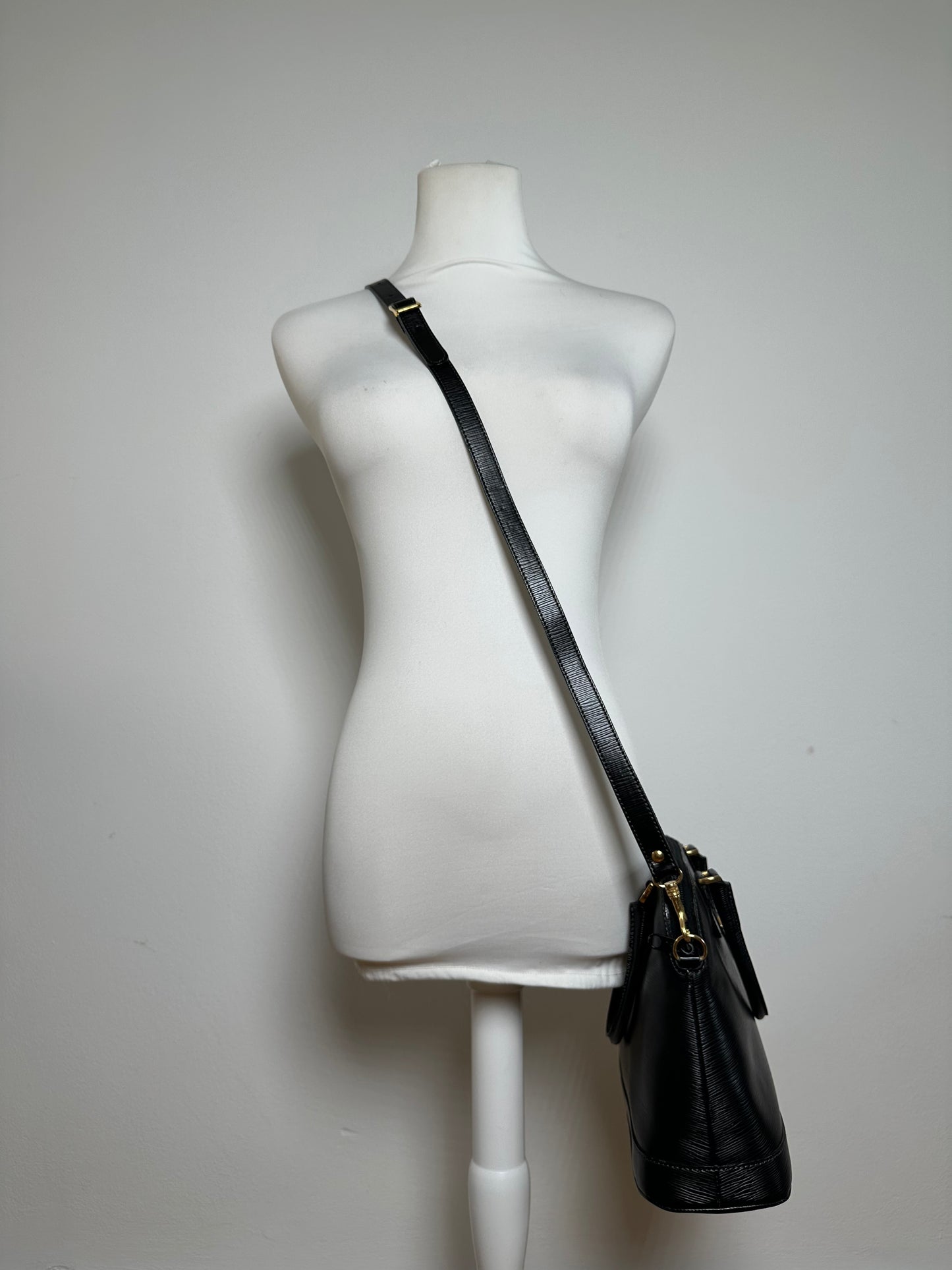 Vintage Courreges 2Way Riffeled Leather Handbag Black