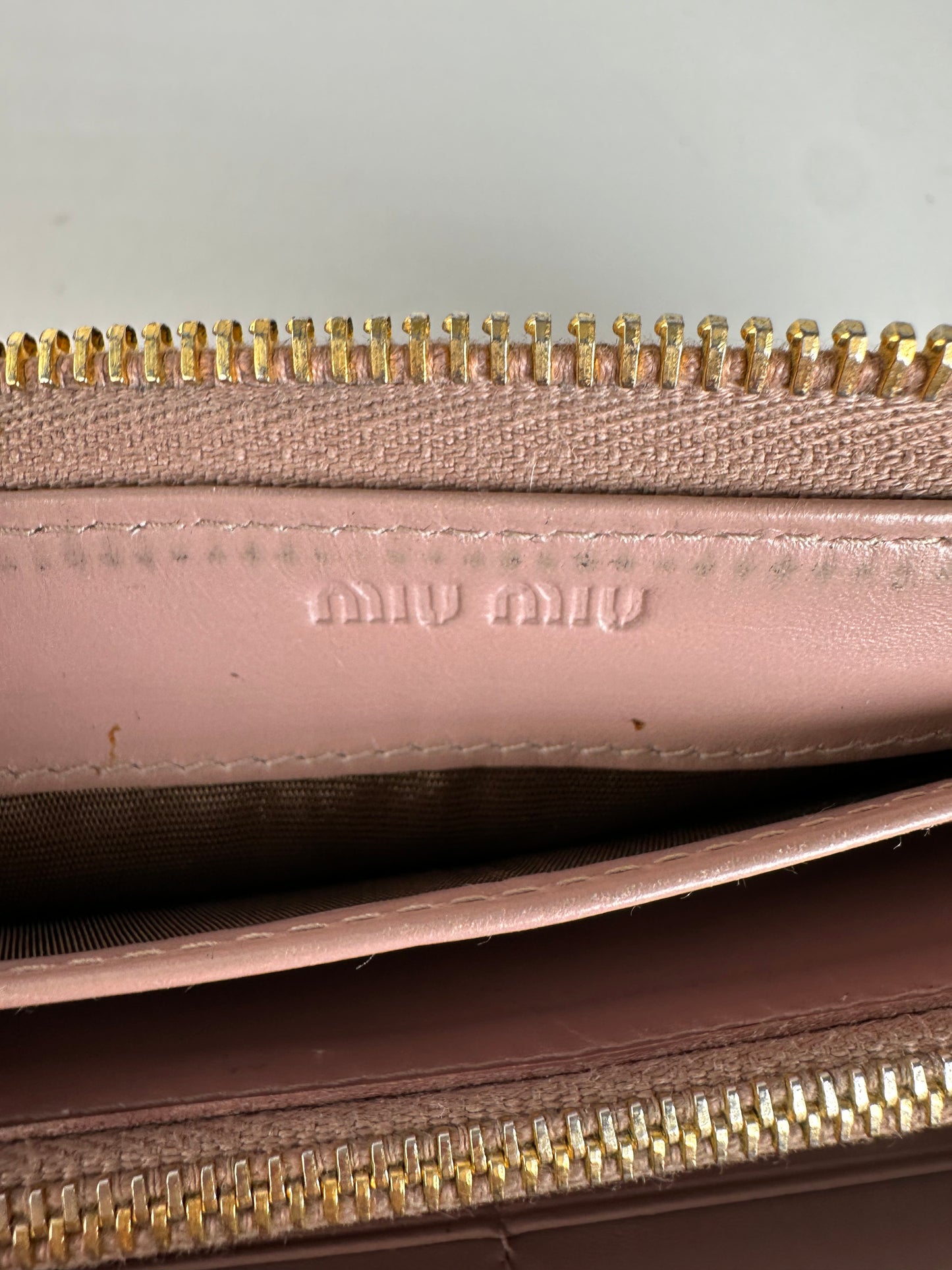 Vintage Miu Miu Crocodile Emblossed Leather Long Wallet Beige Brown