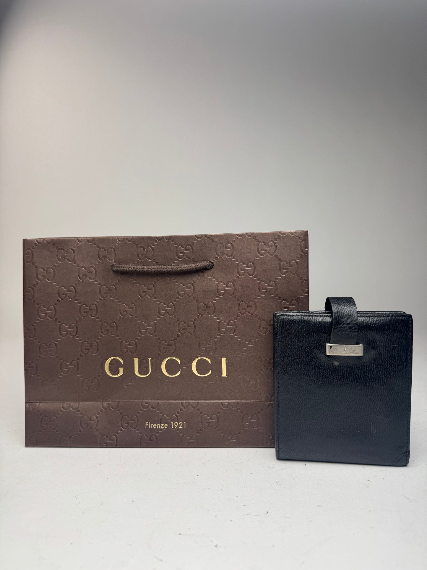 Vintage Gucci leather wallet black