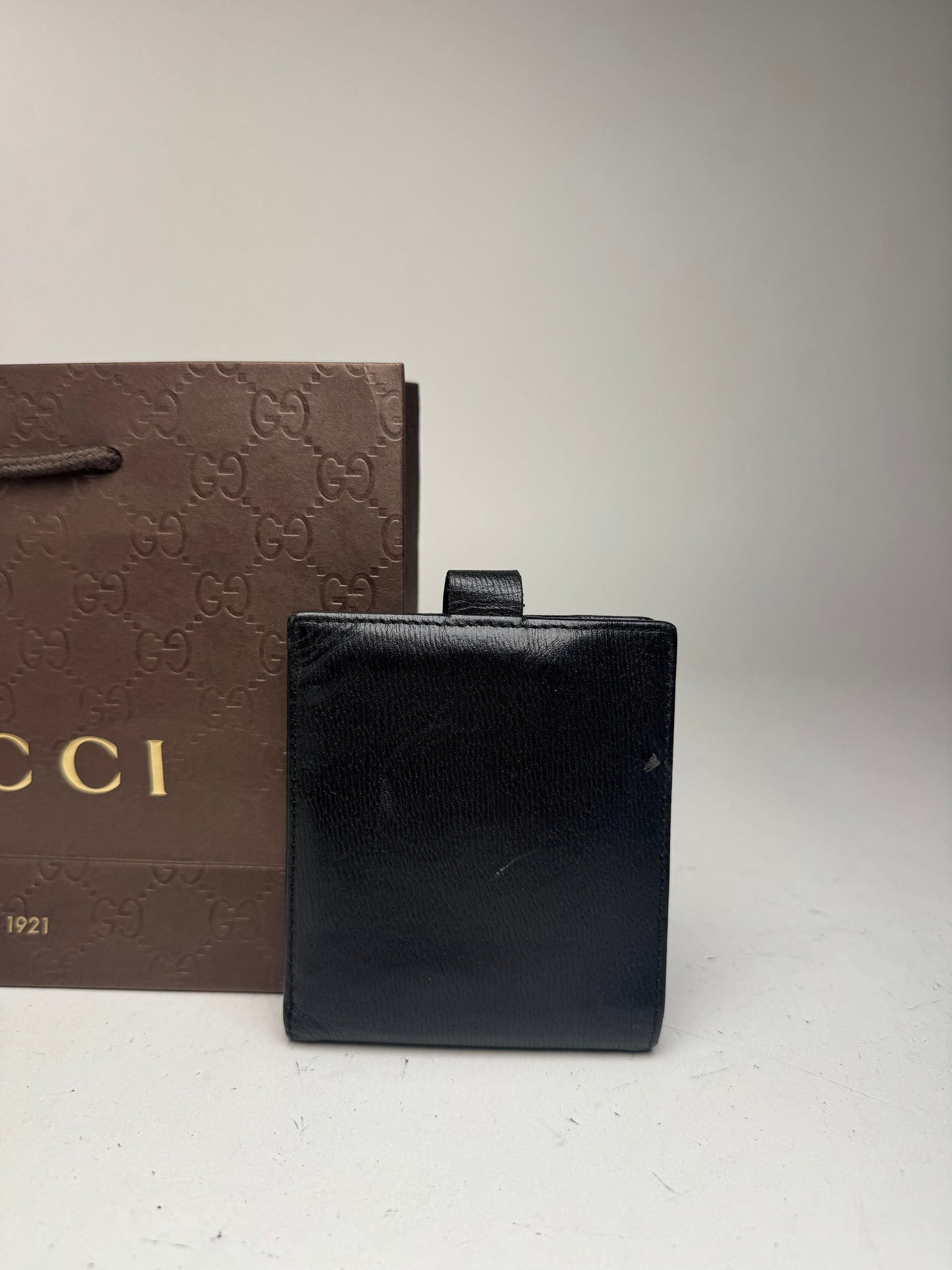 Vintage Gucci leather wallet black