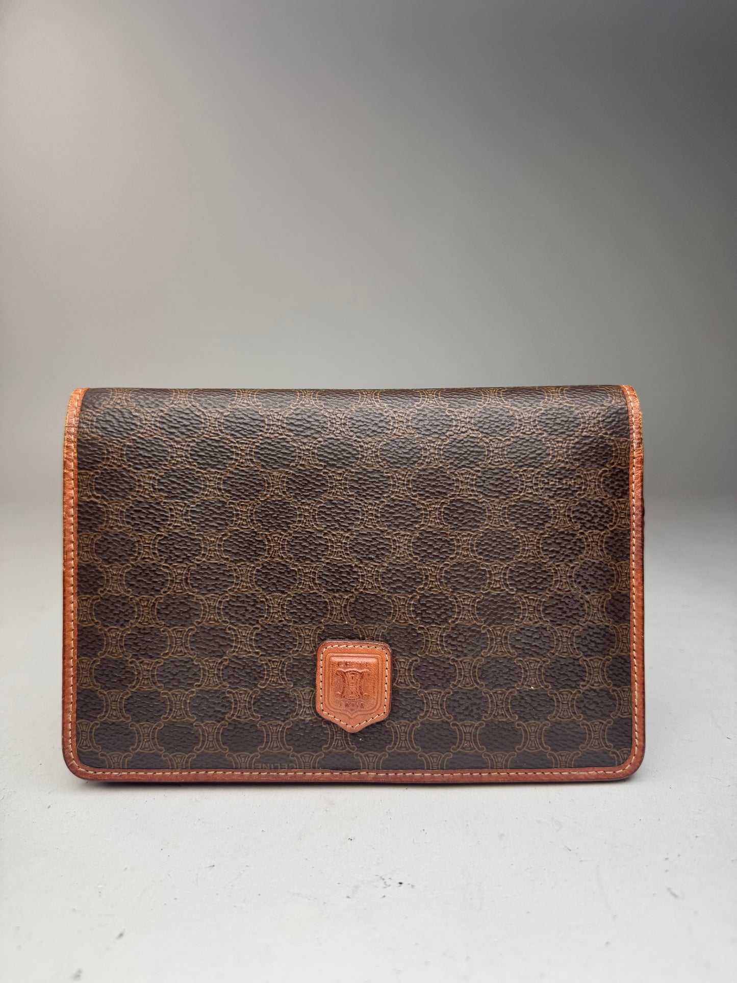 Pochette vintage Celine Triumphe monogramme marron