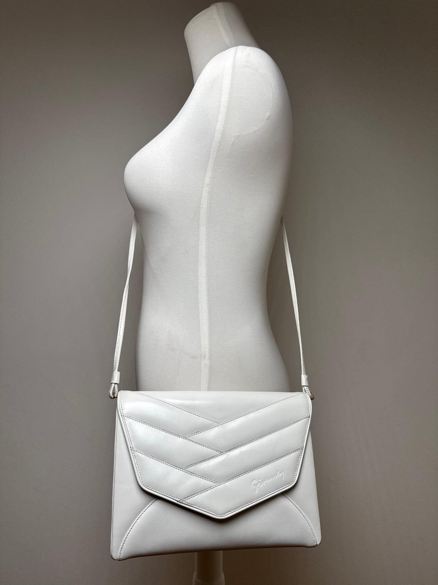 Vintage Givenchy 4G Leather Bag white
