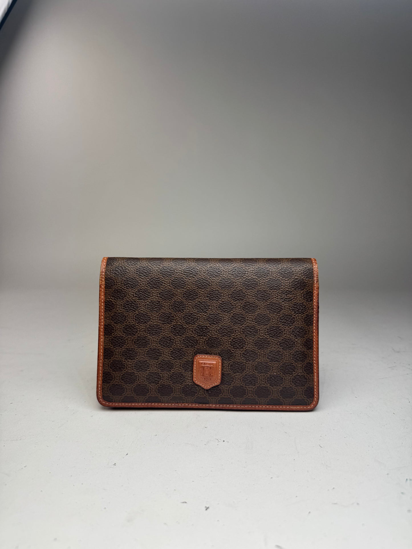 Pochette vintage Celine Triumphe monogramme marron