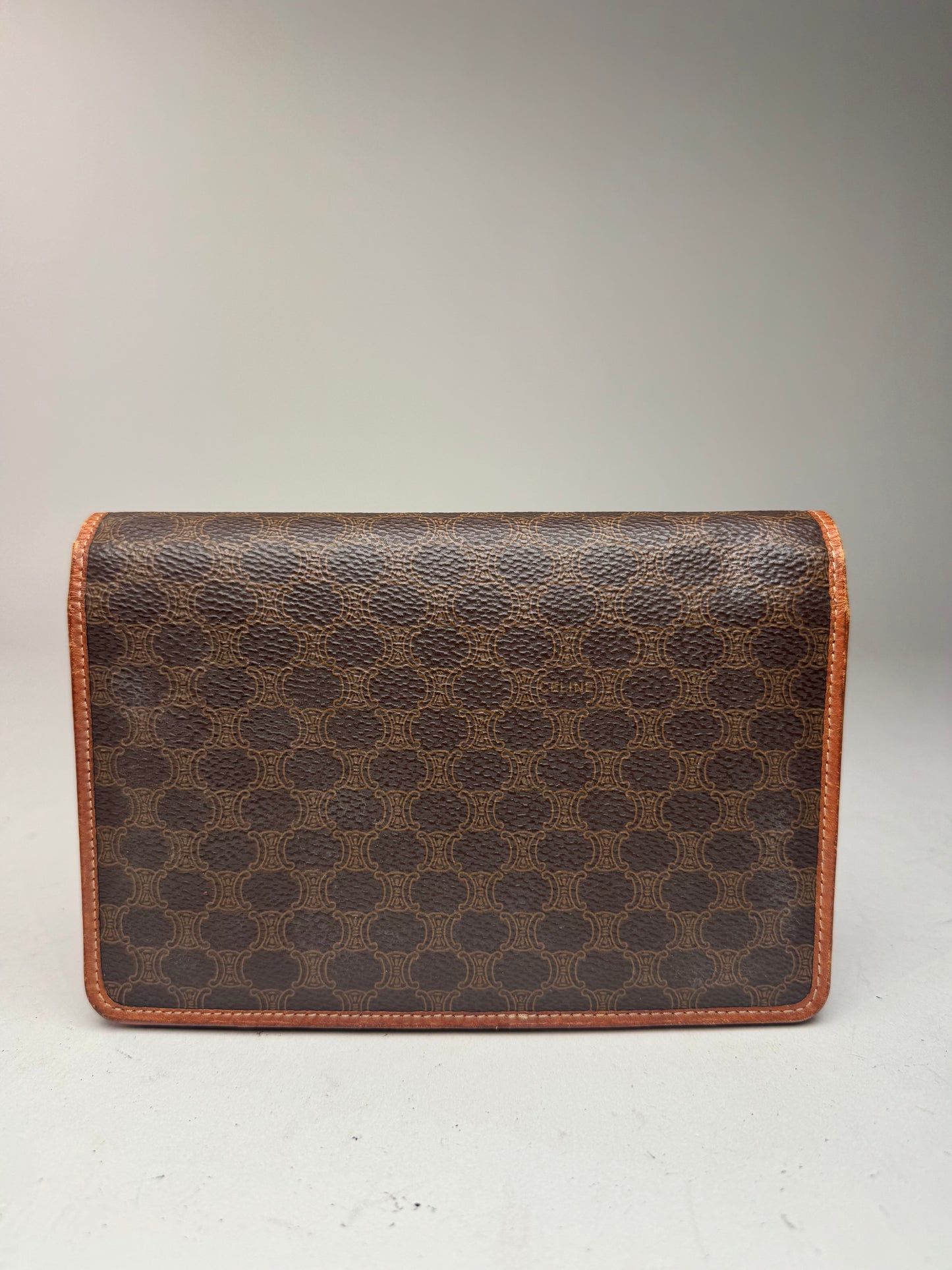 Pochette vintage Celine Triumphe monogramme marron