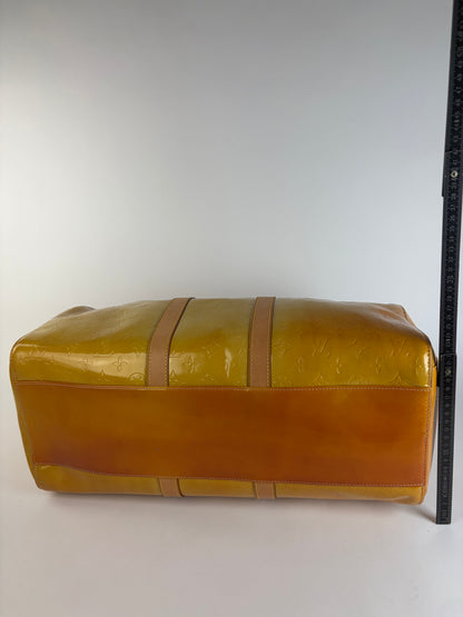 Vintage Louis Vuitton Monogram Monogram Vernis Keepall Bandoulière 55 c. 1998 Yellow