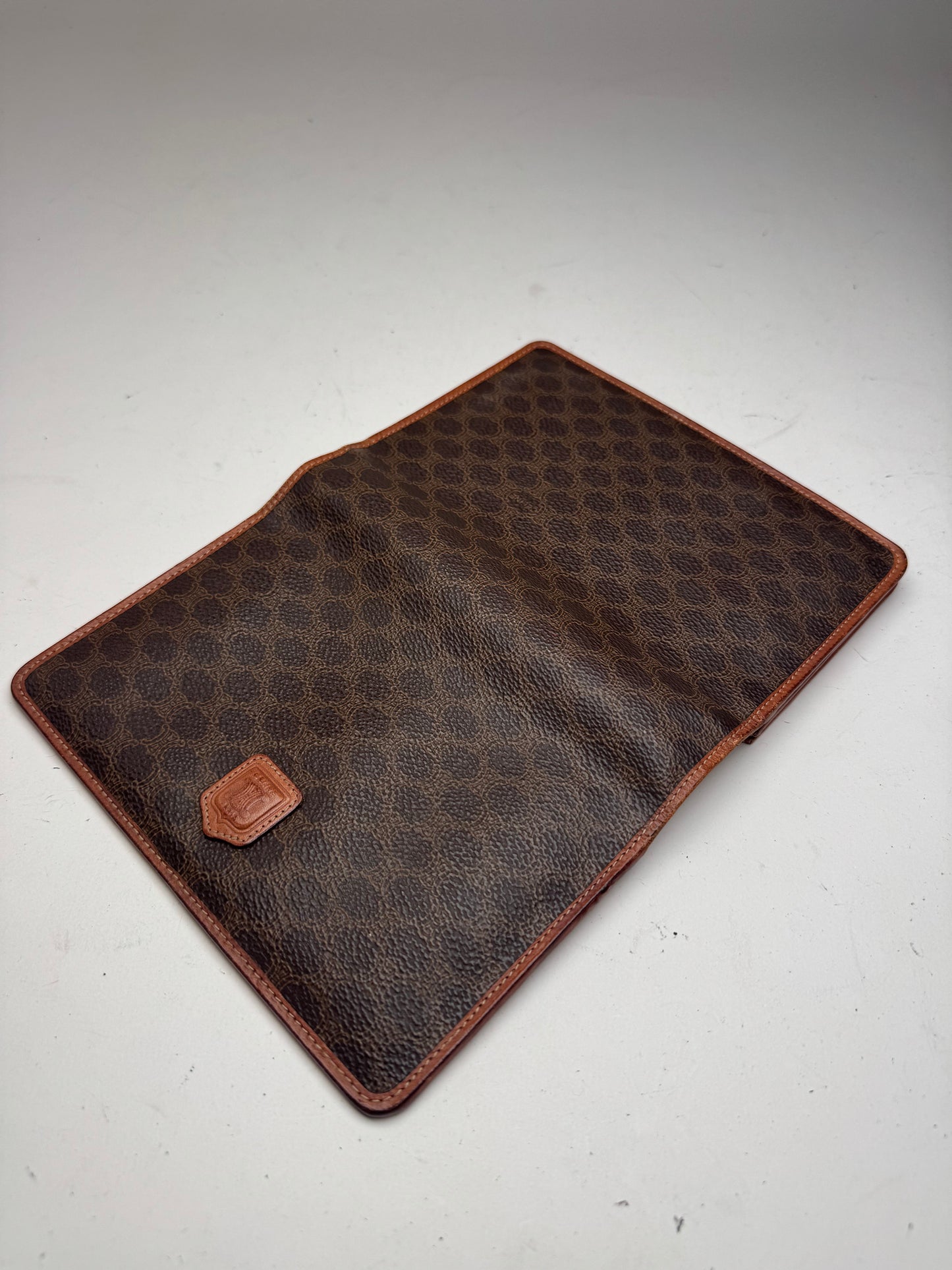 Pochette vintage Celine Triumphe monogramme marron