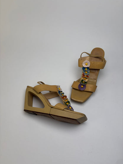 Vintage Fendi Leather Floral Wedge Sandal Early 2000s Light Yellow EU38