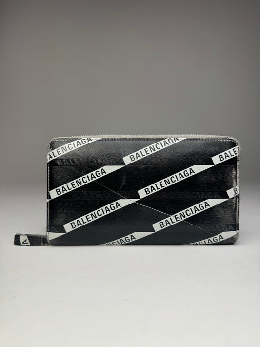 Vintage Balenciaga Zippy Leather Wallet Black
