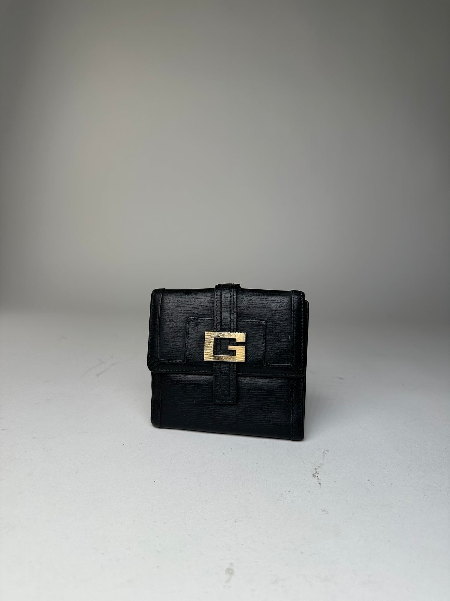 Vintage Gucci Leather Wallet Black Gold