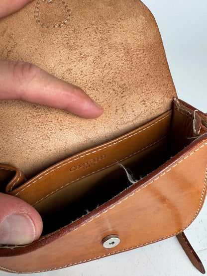 Sac bandoulière vintage en cuir marron Courreges Paris