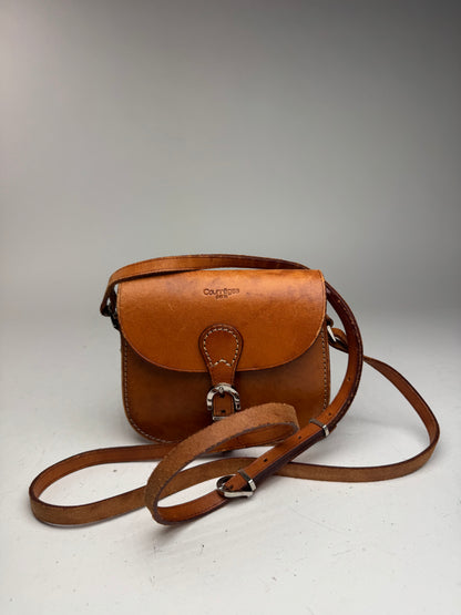 Sac bandoulière vintage en cuir marron Courreges Paris