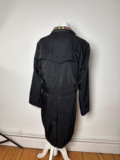 Vintage Burberry Trenchcoat Black