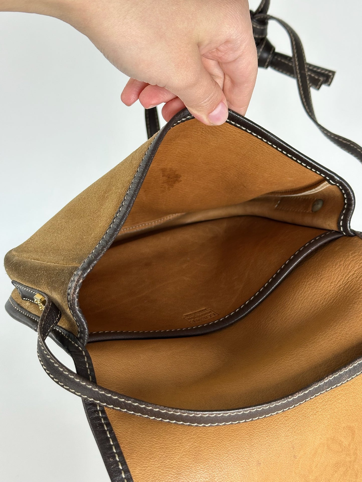 Vintage loewe Amazona suede bag brown