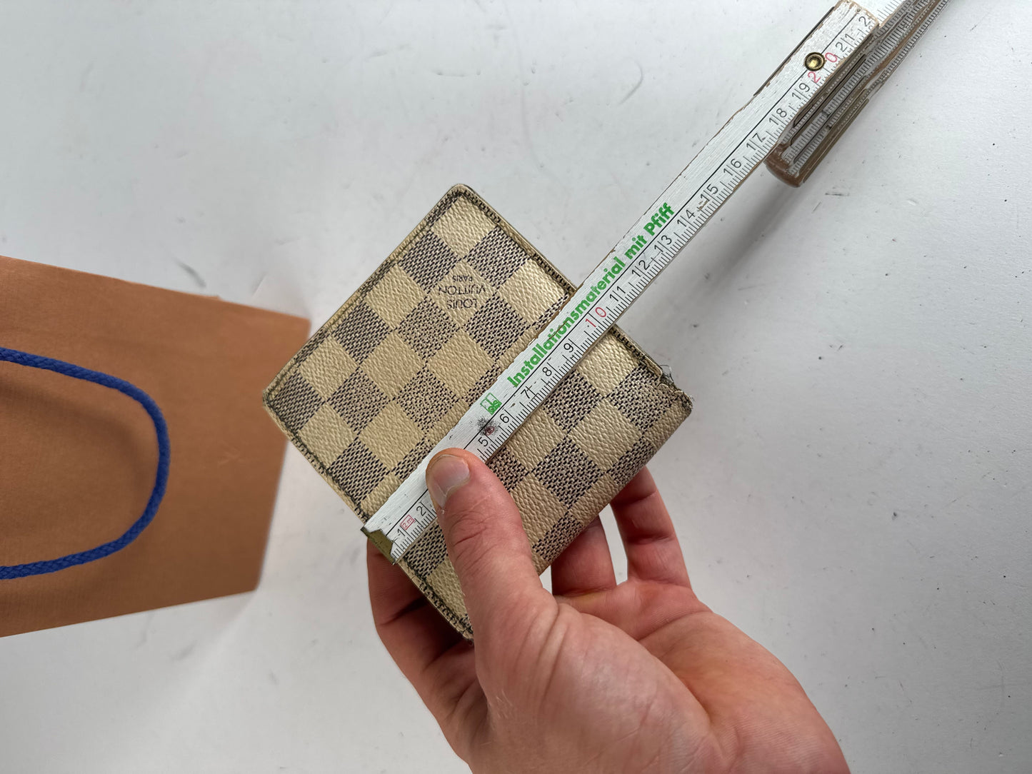 Vintage Louis Vuitton Damier Monogram Flapable Wallet Grey White