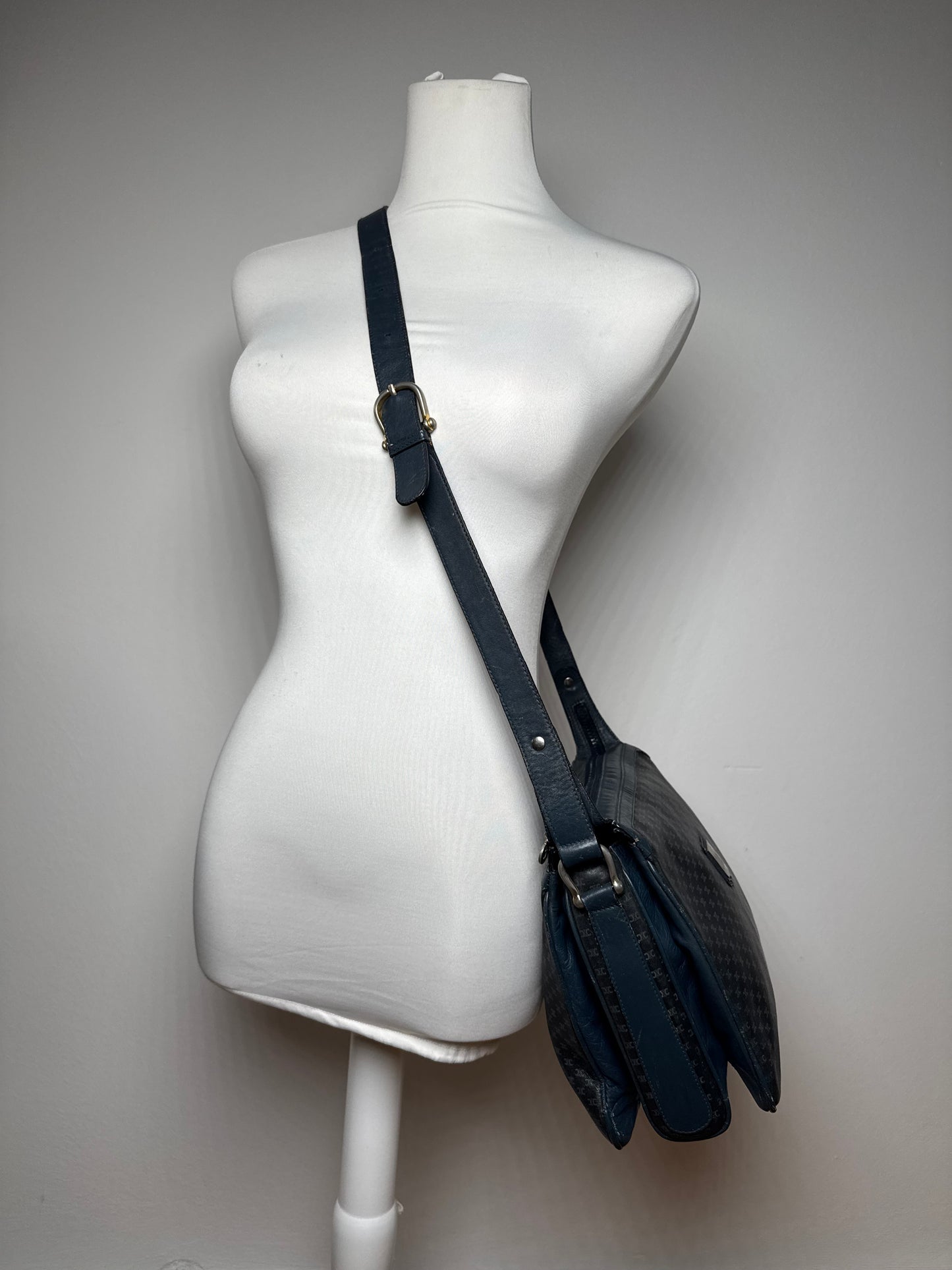 Vintage Celine Triomphe Monogram Leather Shoulder Bag navy Grey