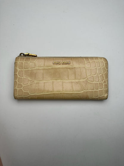 Vintage Miu Miu Leather Wallet White