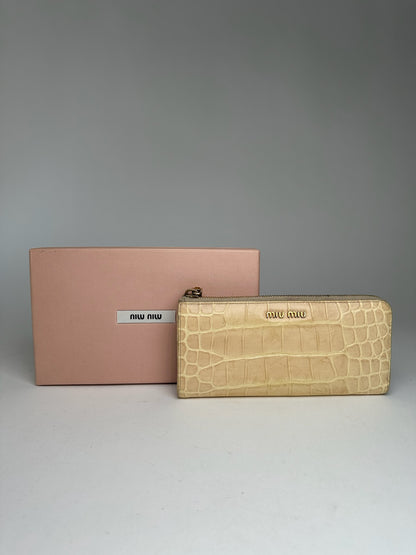 Vintage Miu Miu Leather Wallet White