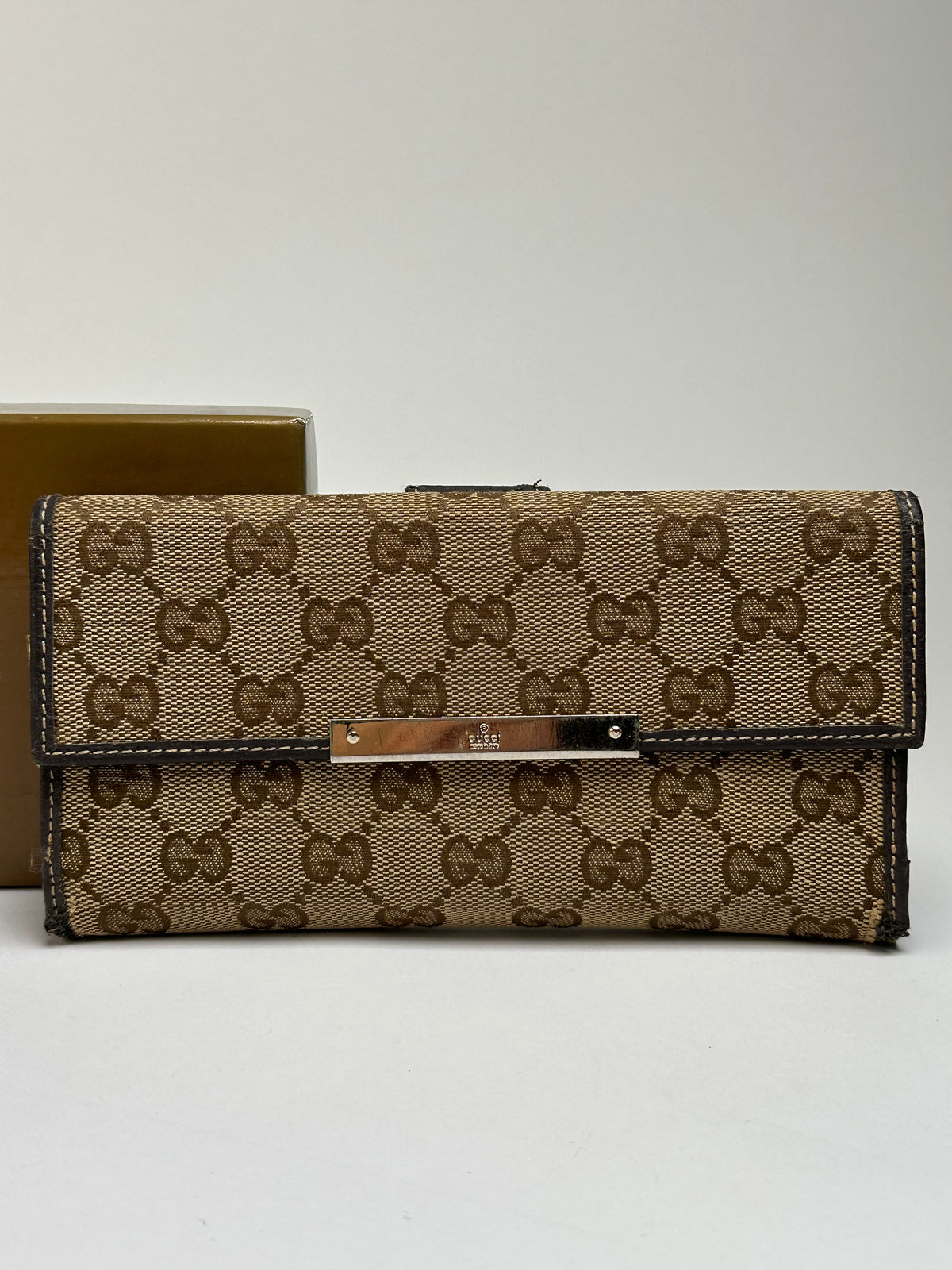 Vintage Gucci GG Supreme Bifold Wallet c. 2010s Beige Brown