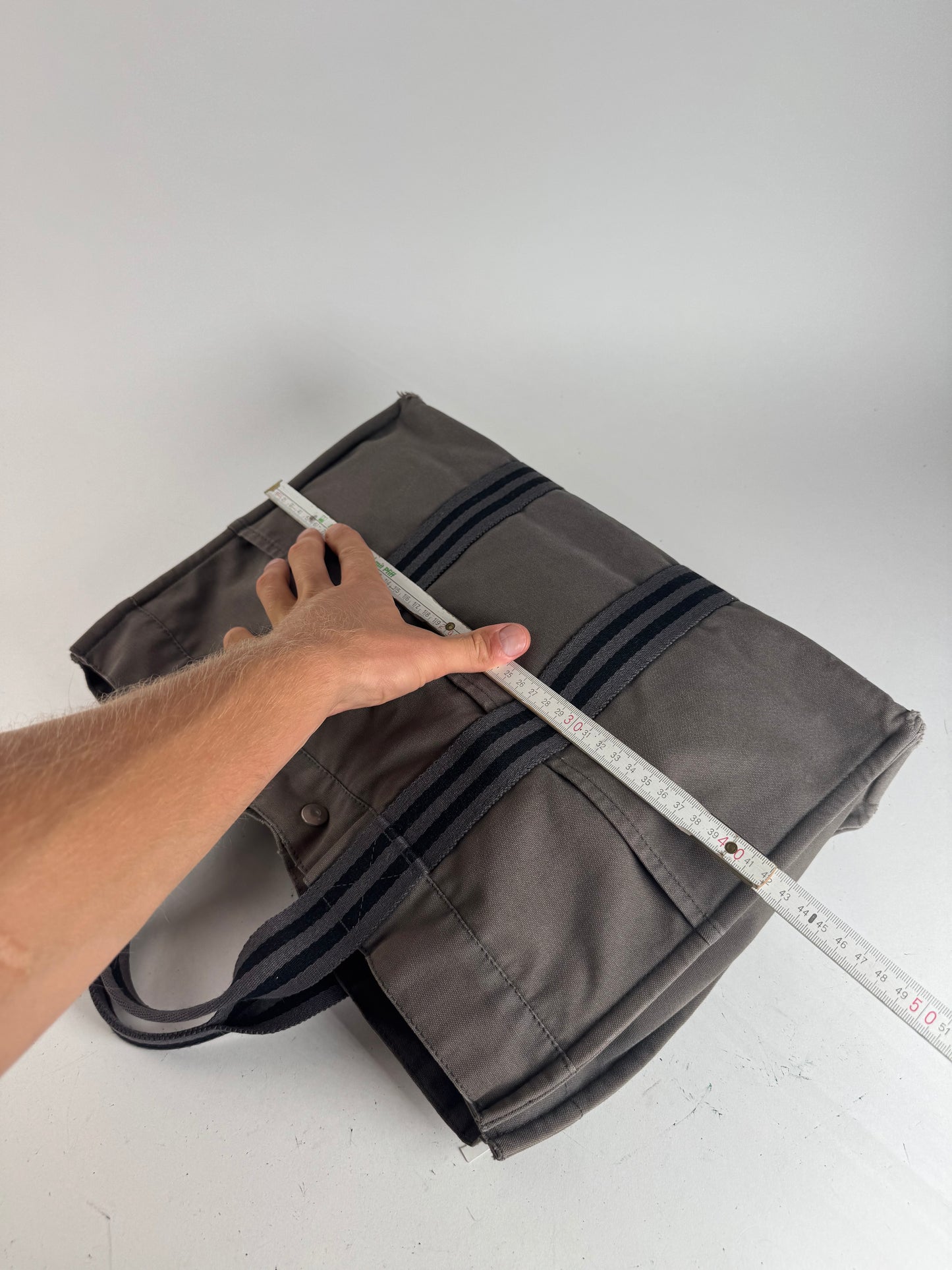 Sac cabas vintage Hermès en toile gris noir