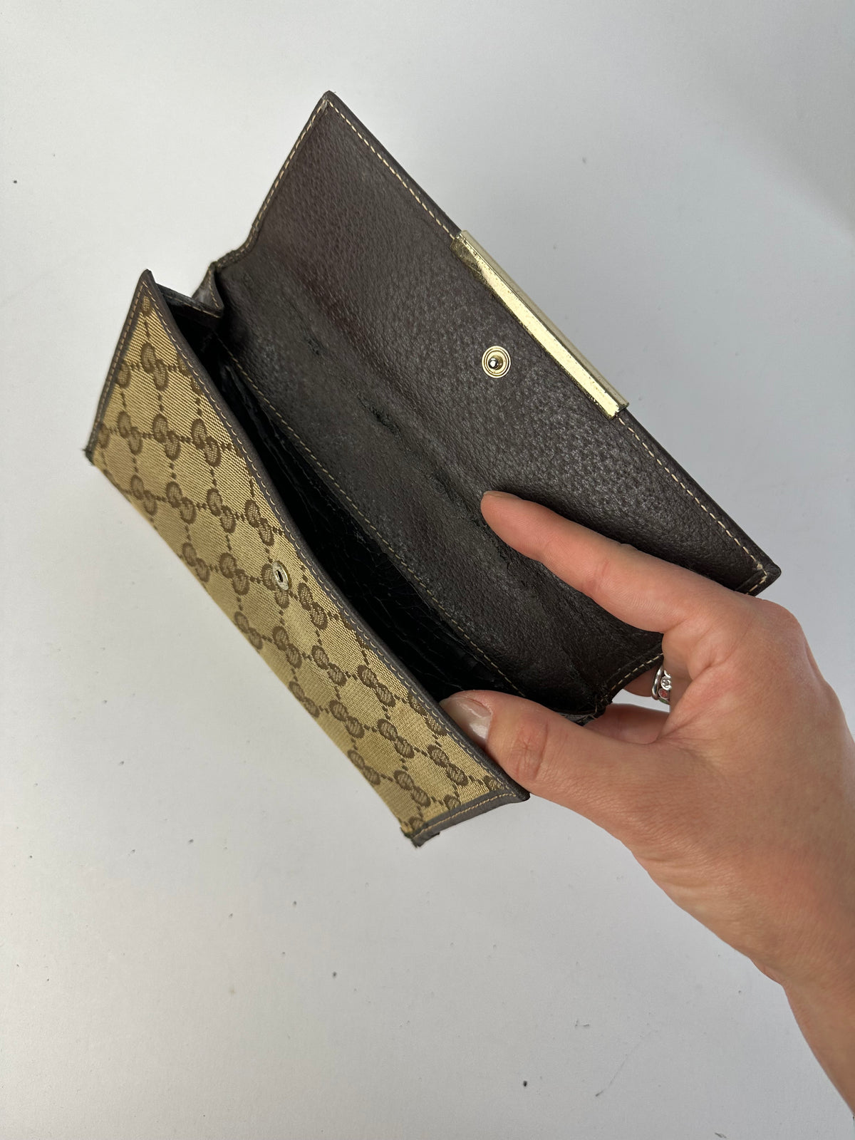 Vintage Gucci GG Supreme Bifold Wallet c. 2010s Beige Brown