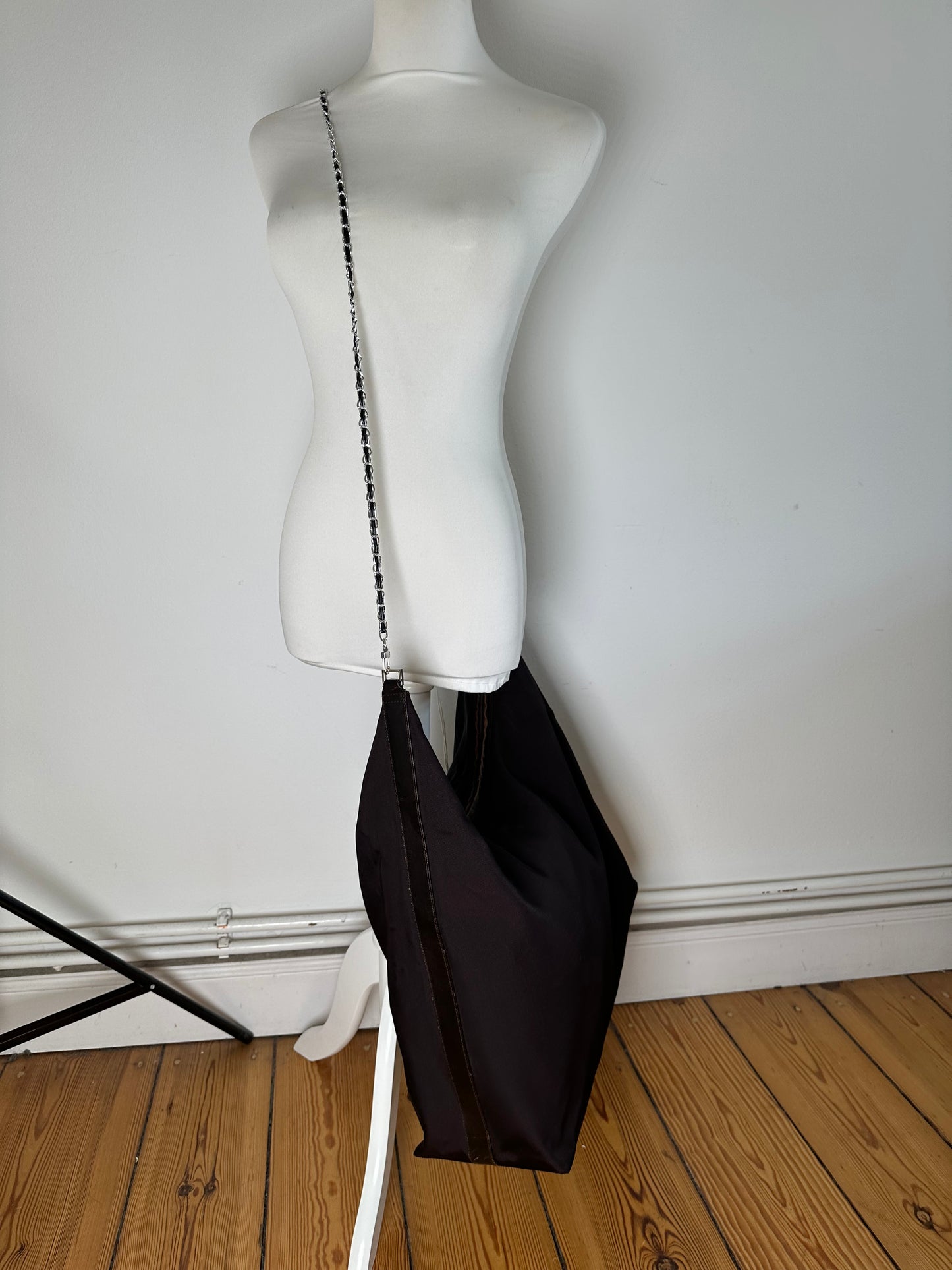 Vintage Gucci Nylon Chain Shoulder Bag Black Silver
