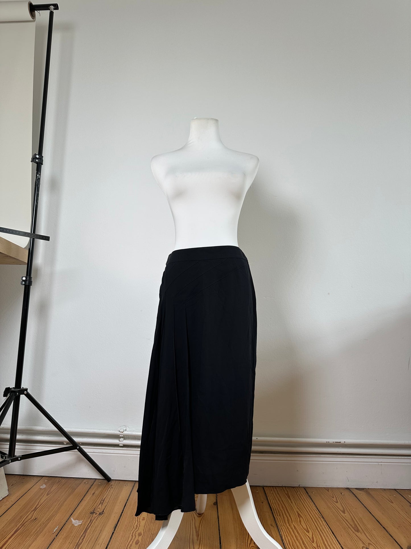 Vintage Chanel Silk Skirt Black M