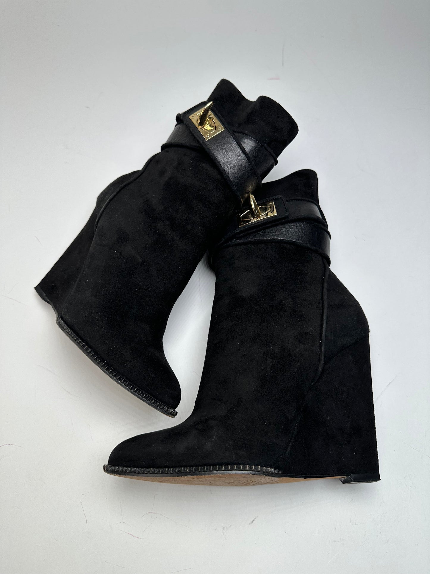 Vintage Givenchy Heeled Suede Leather Boots Black EU36