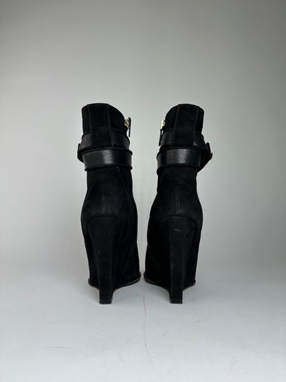 Vintage Givenchy Heeled Suede Leather Boots Black EU36