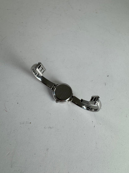 Montre Gucci vintage en acier avec mors de cheval argenté