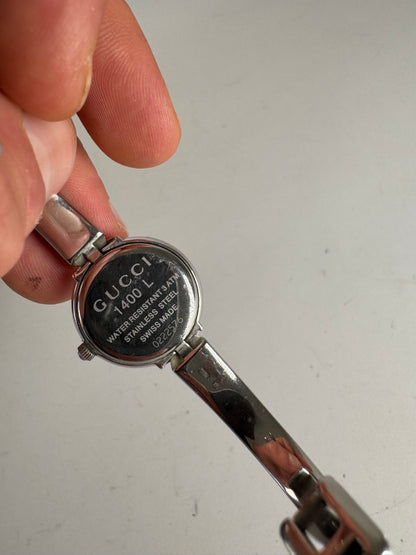 Montre Gucci vintage en acier avec mors de cheval argenté