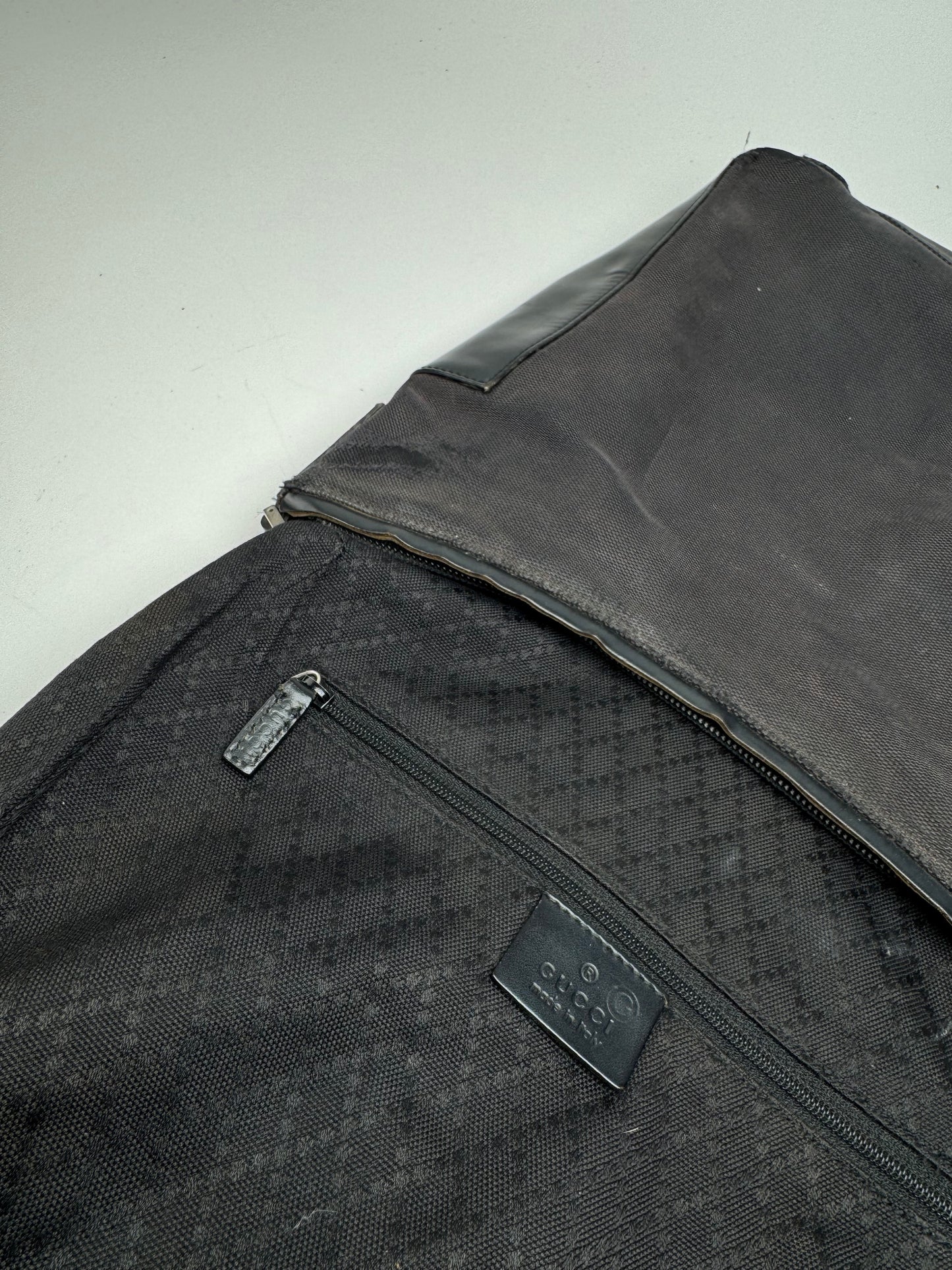 Sac vintage Gucci en cuir et coton noir