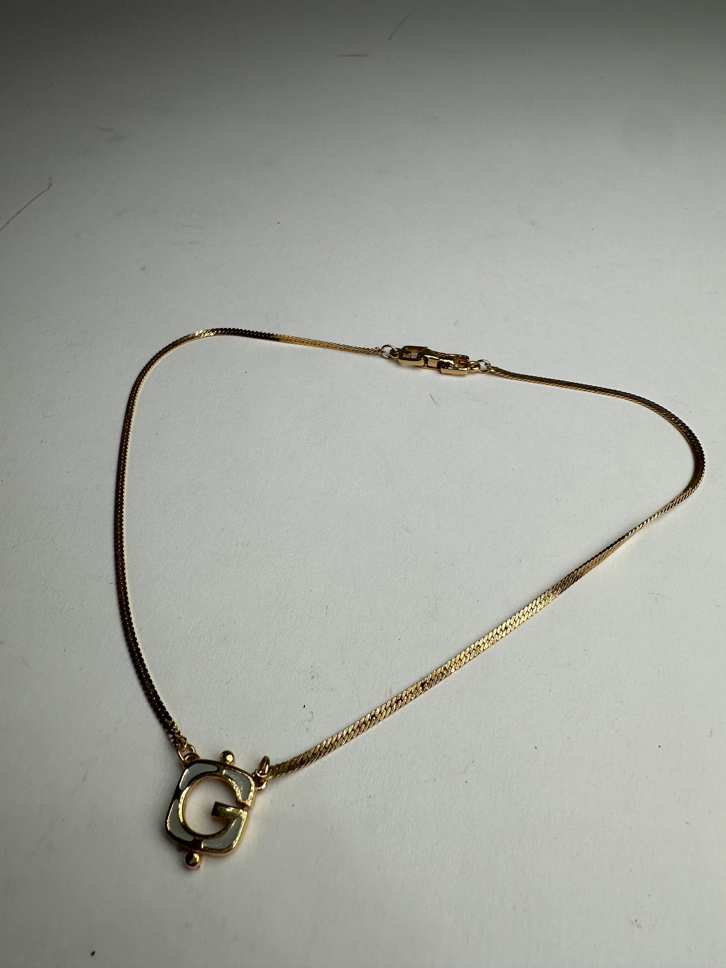 Vintage Givenchy Gold Pleated Collier Golden