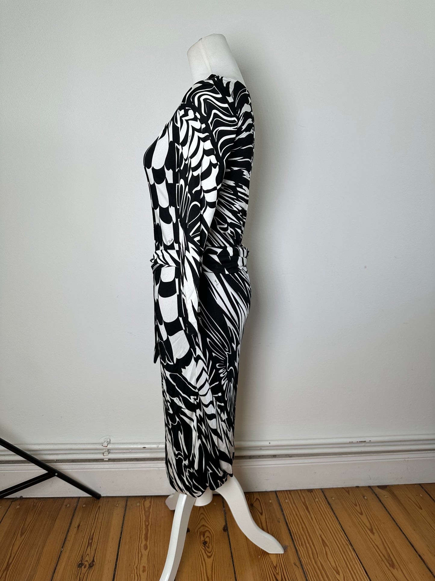 Vintage Pucci Abstract Print Rayon Dress Black White M