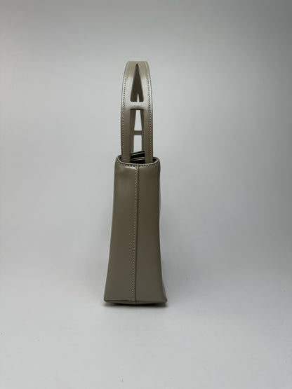 Sac vintage Givenchy en cuir verni 4G gris