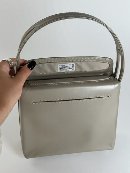 Sac vintage Givenchy en cuir verni 4G gris