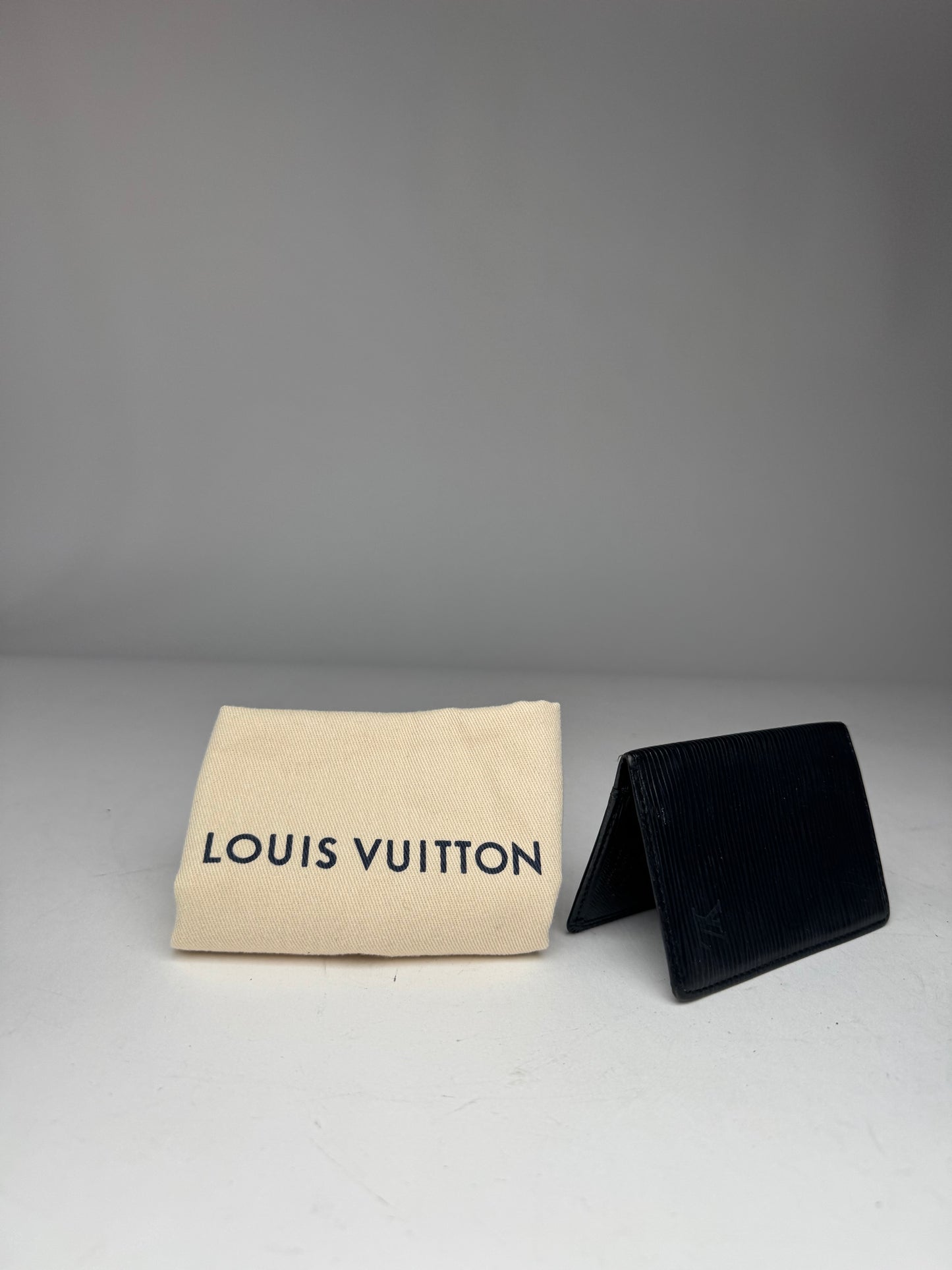Vintage Louis Vuitton EPI Leather Card Holder Black