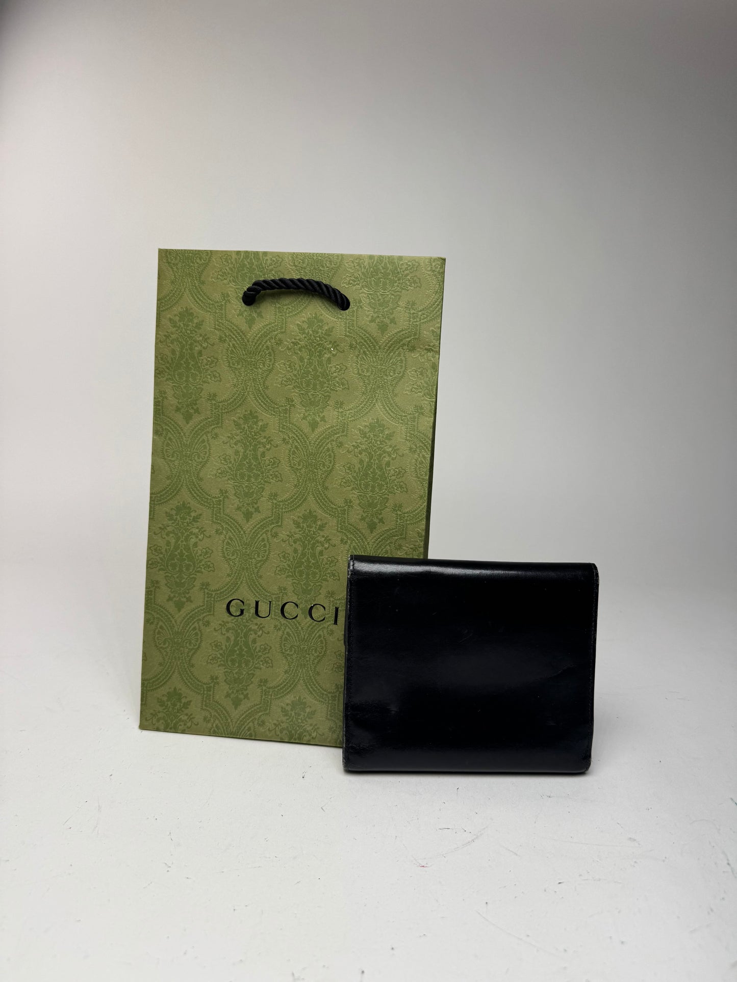 Vintage Gucci patent leather organizer / card holder black