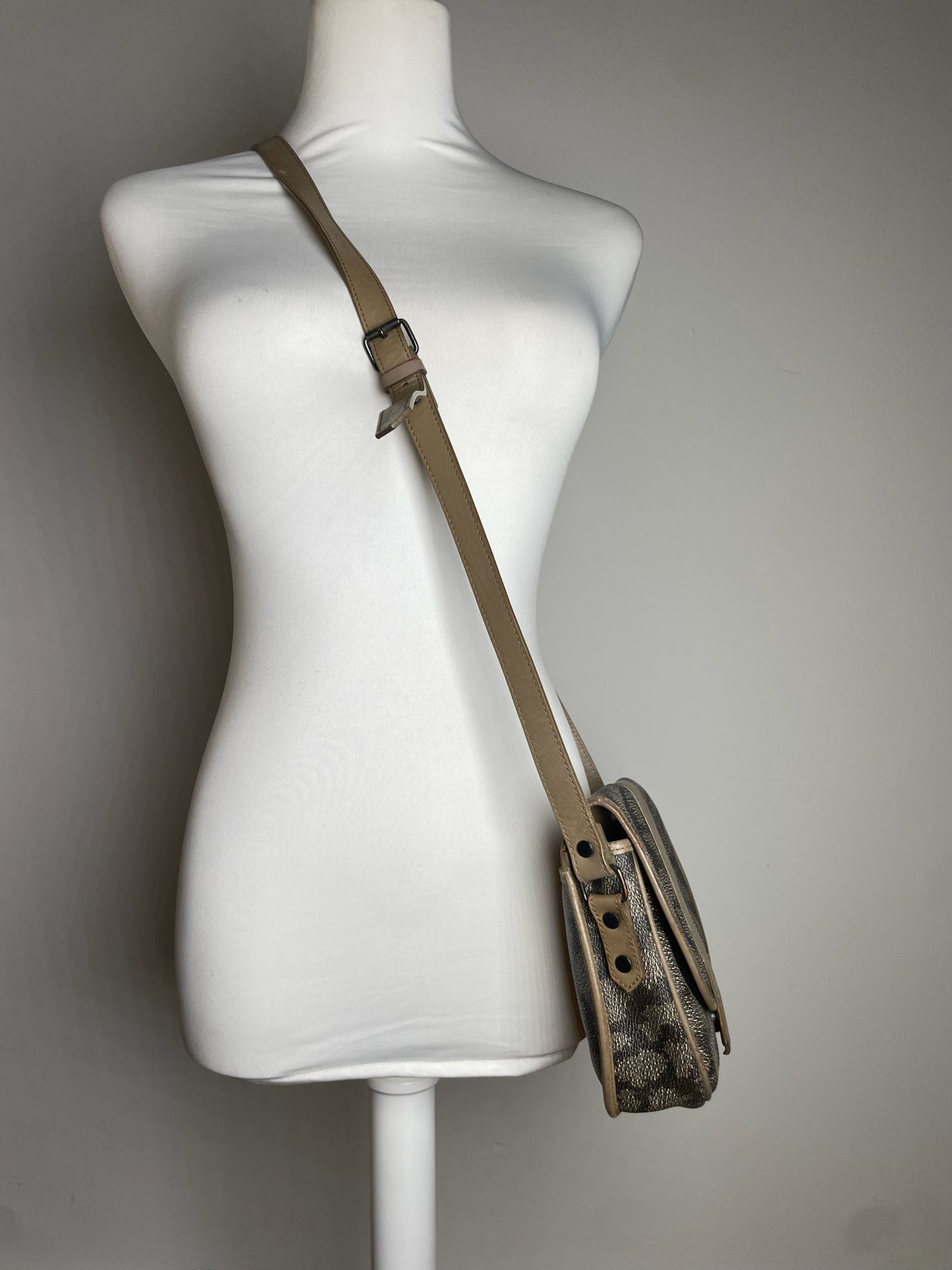 Vintage Yves Saint Laurent Stone Emblossed Leather Shoulder Bag Grey Black Brown