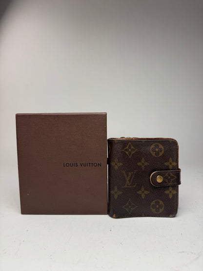 Vintage Louis Vuitton monogram leather zippy wallet brown