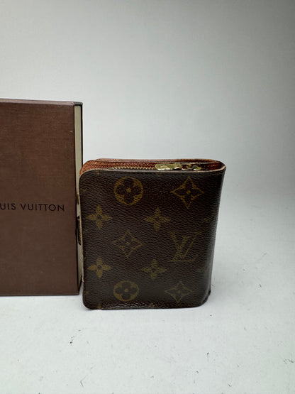 Vintage Louis Vuitton monogram leather zippy wallet brown