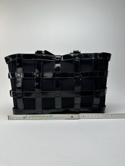 Sac cage vintage en cuir verni Courreges noir