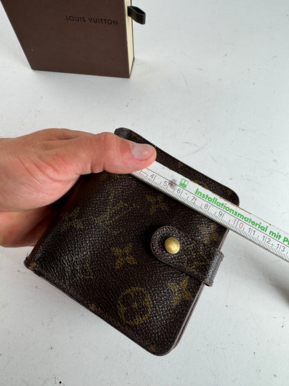 Vintage Louis Vuitton monogram leather zippy wallet brown