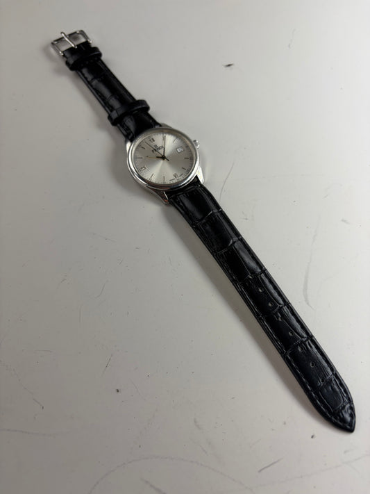 Vintage Fendi Stainless Steel Leather Strap Watch Silver Black